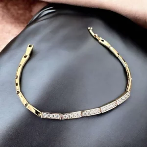 Aranka rose gold színű köves xuping karkötő