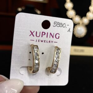 Betti rose gold színű köves antiallergén xuping fülbevaló