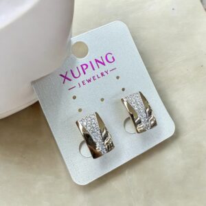 Nikita rose gold színű köves antiallergén xuping fülbevaló