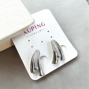 Noémi ezüst színű köves antiallergén xuping fülbevaló