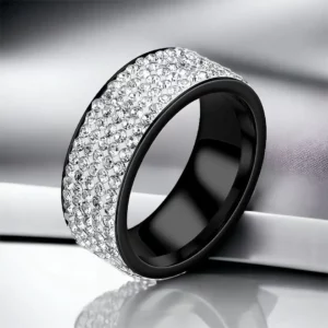 Hanna fekete színű apró köves nemesacél gyűrű
