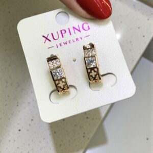 Boróka rose gold színű köves antiallergén xuping fülbevaló