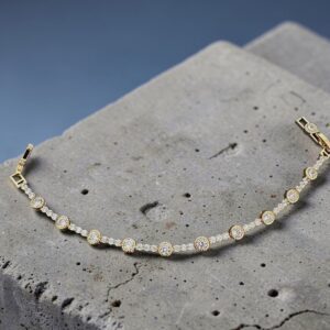 Szonja arany színű köves antiallergén xuping karkötő